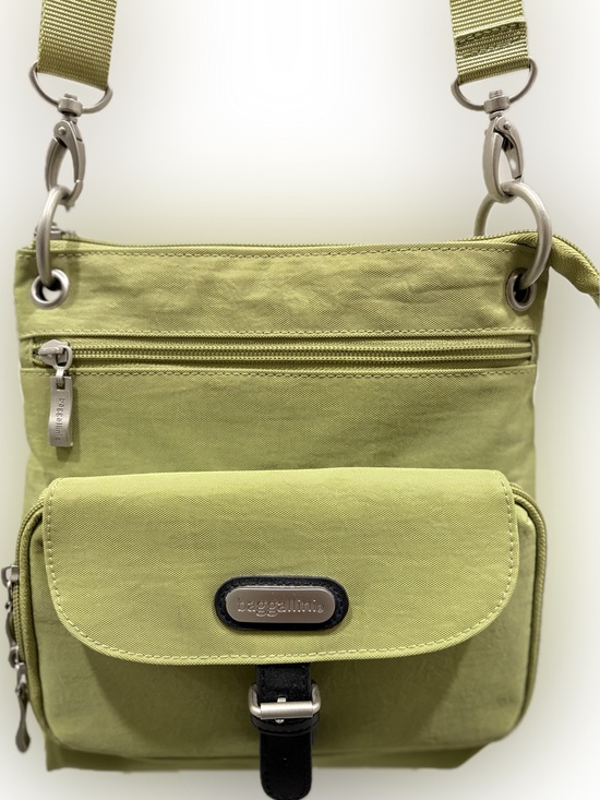 Baggallini Handbags - Baggallini Crossbody Bag Olive Green Nylon Travel Purse Multi Pocket w/Zip Pouch